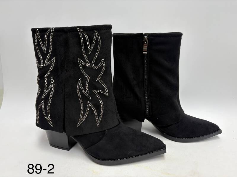 Kozaki damskie Roz 36-41/ 12 par
